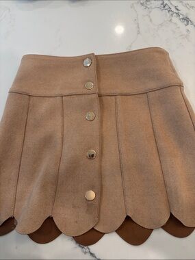 Girls' Scalloped Hem Button-Front Mini Skirt in Camel